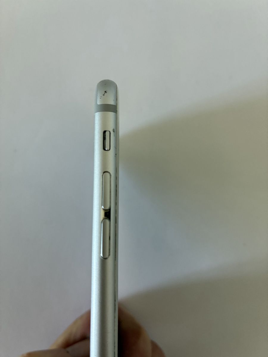 Apple Telefoni cellulari / Smartphones: Apple iPhone 6s Plus argent 64 Go occasion – Usato da Fribourg venduto da iris006 4