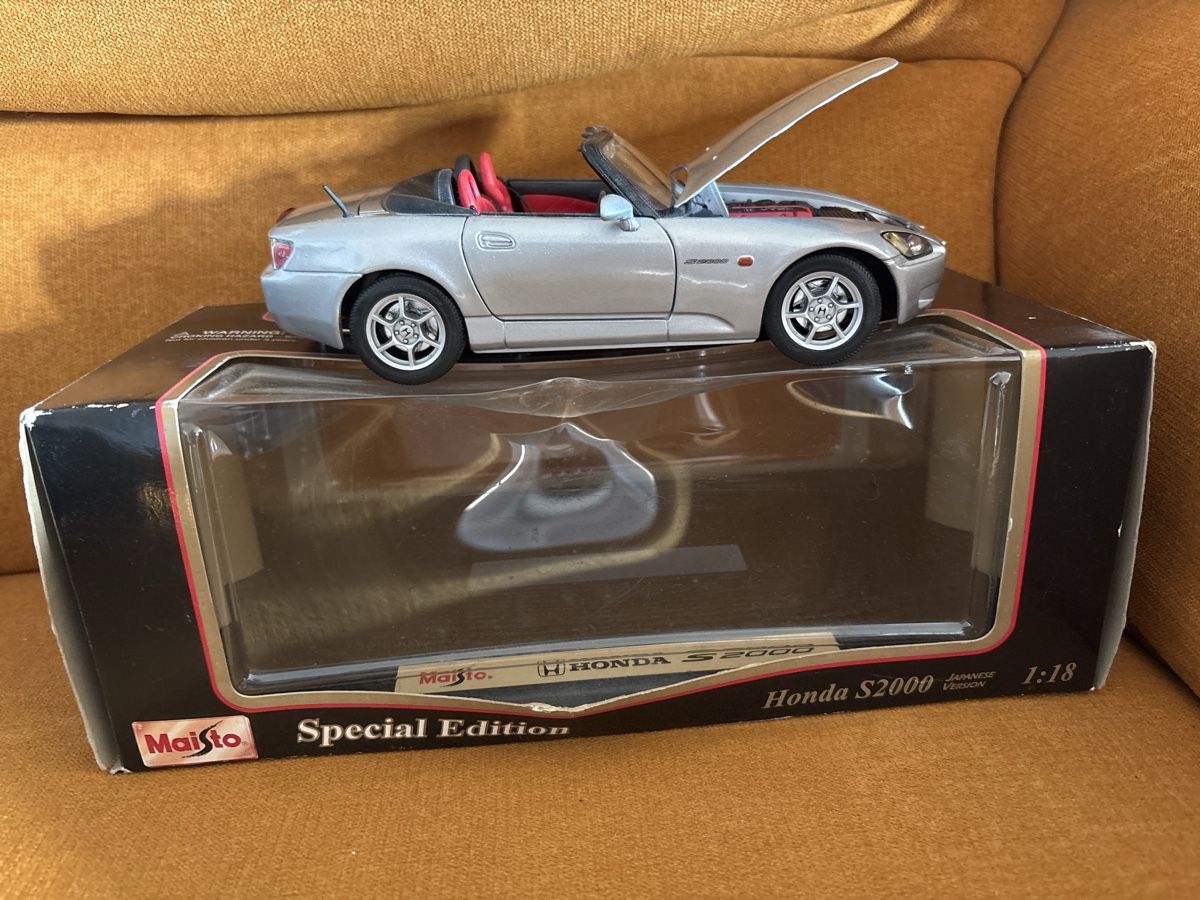 Honda Modellautos: Honda S2000 Modellauto 1/18 – Gebraucht aus Rechthalten von Thierry_89