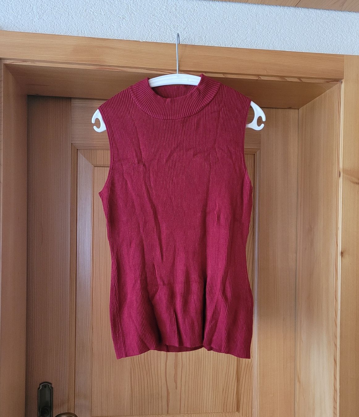 Tops: rotes Top Grösse XL – D'occasion à Kallnach par _blub_