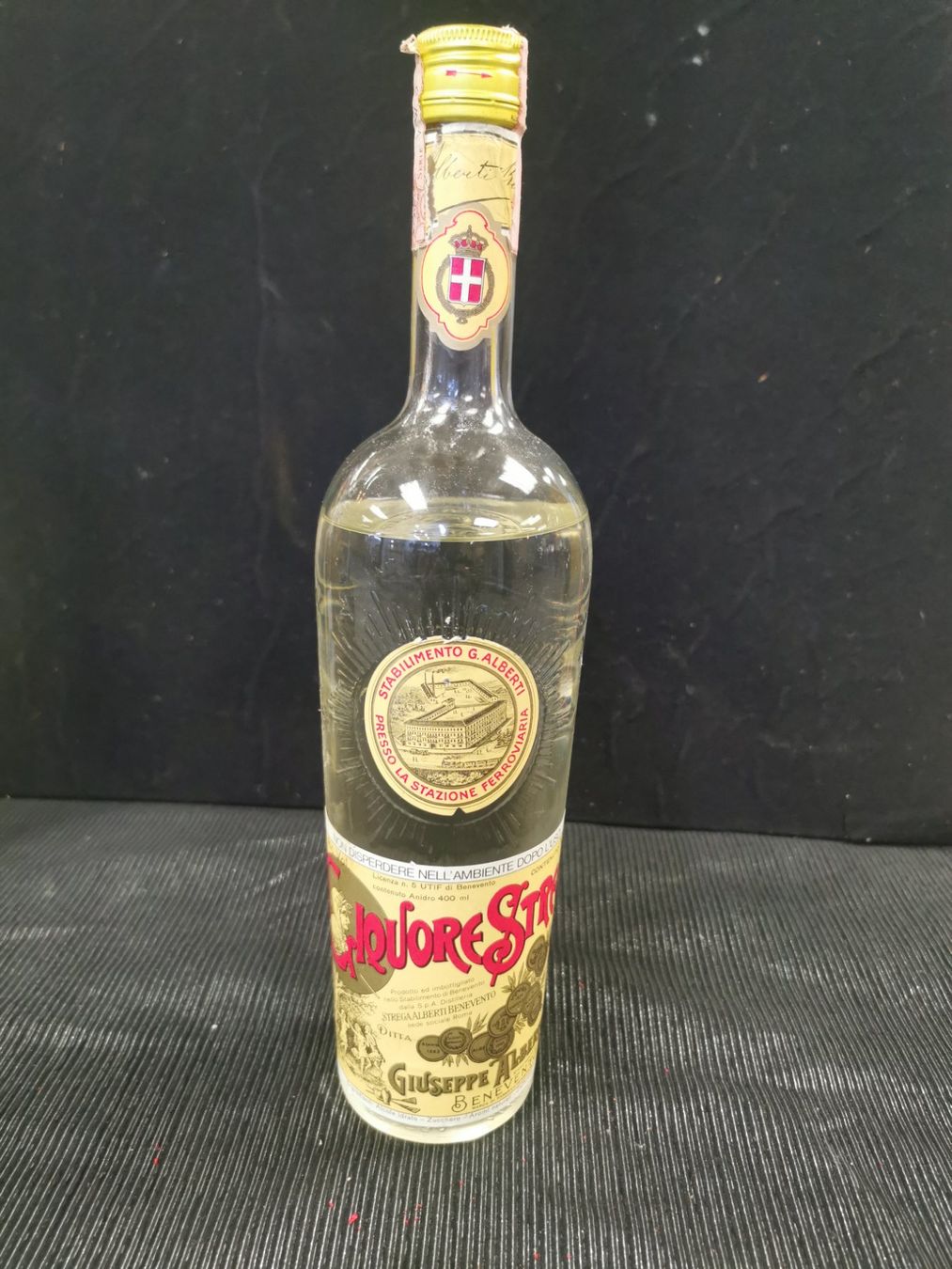 Spirituosen: ANCIENNE BOUTEILLE LIQUORE STREGA – Neu (gemäss Beschreibung) aus Genève von Leboucheoreilles