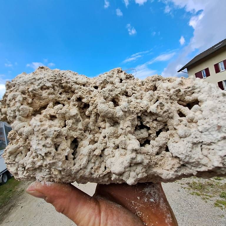 Minerali & Pietre curative: Tuffstein Dekoration Naturstein Tuff – Usato da Niederwil SO venduto da Eldinel 3