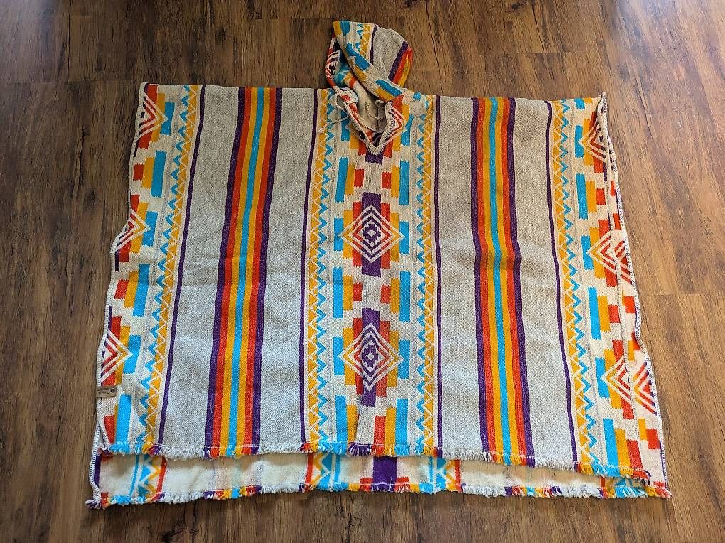 Autres vêtements femmes: Poncho – Neuf avec emballage d'origine à Flums par tin_zk28 1