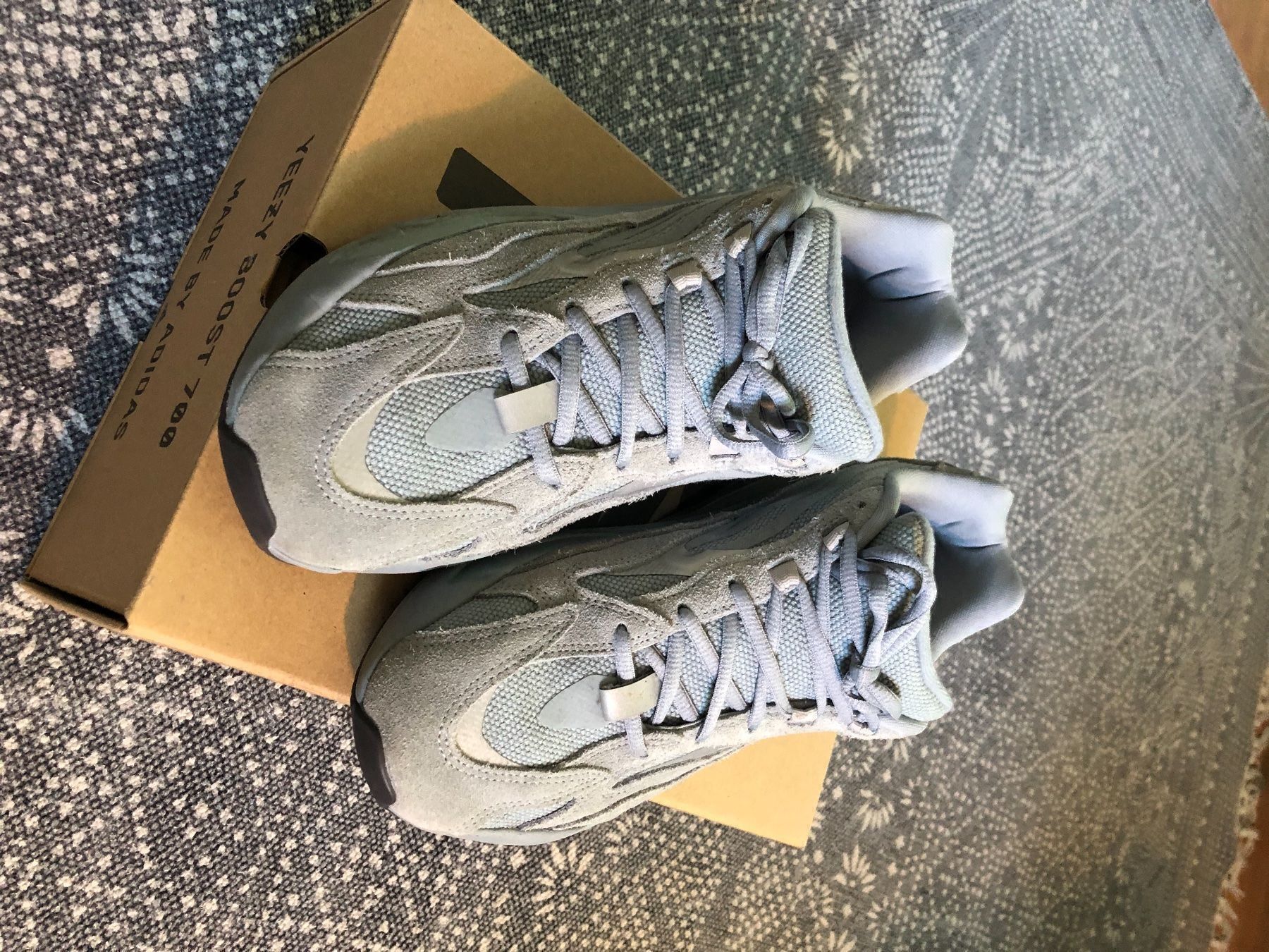 Scarpe da uomo: Adidas Yeezy Boost 700 V2 – Usato da Utzenstorf venduto da Ismaele 7