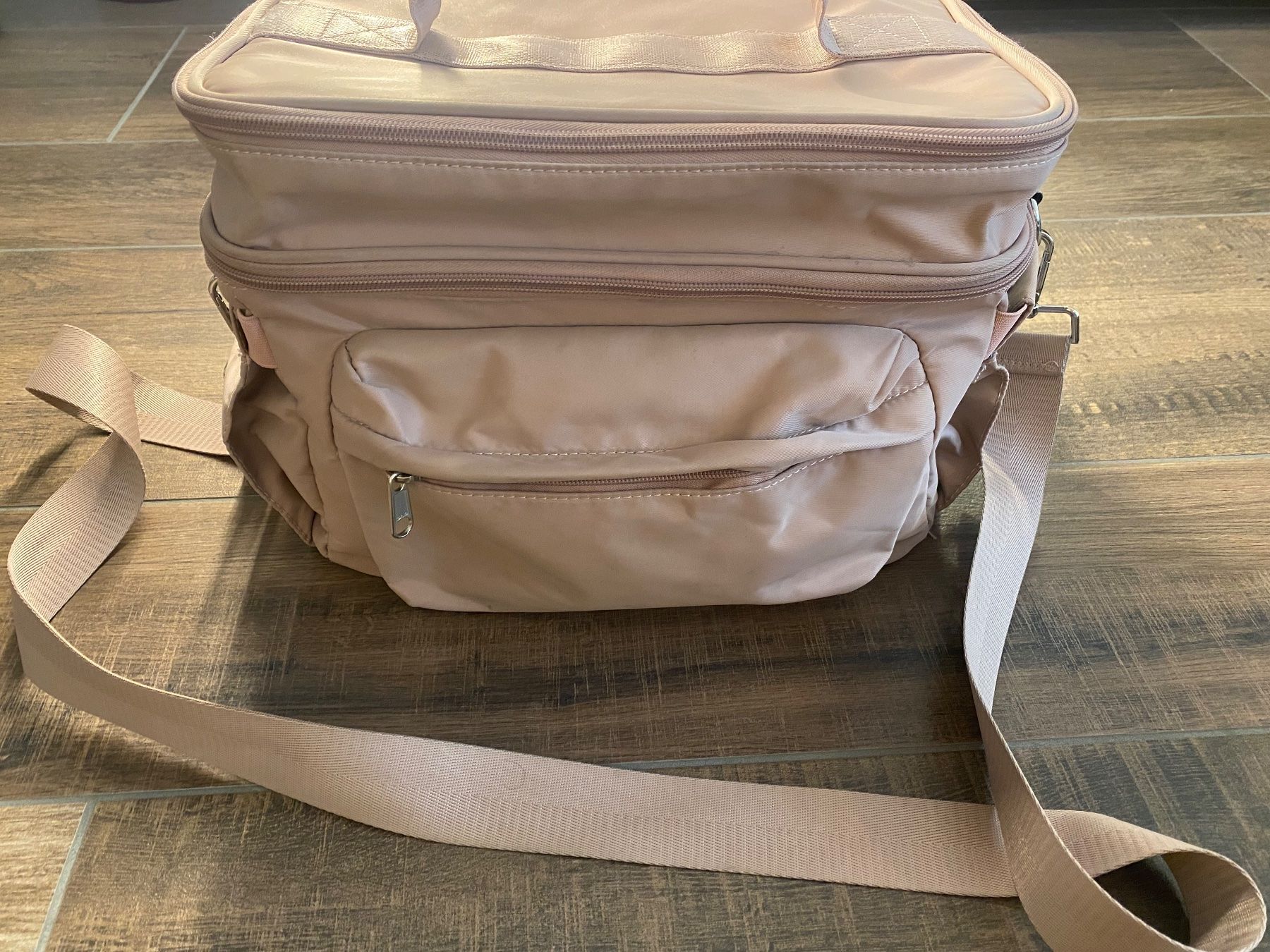 Borse da donna: Kühltasche mit vielen Fächern To-Go rosa – Usato da Pratteln venduto da a23_j2gs 5