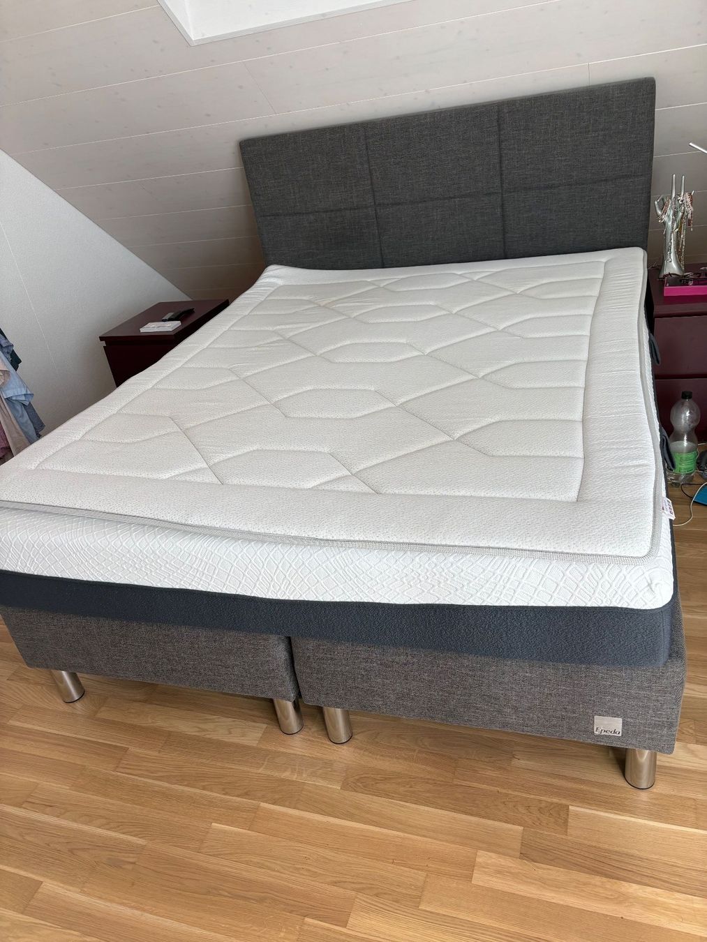 Letti: Boxspringbett dunkelgrau Doppelbett gebrauchter Zustand – Usato da Ottenbach venduto da Feamsch
