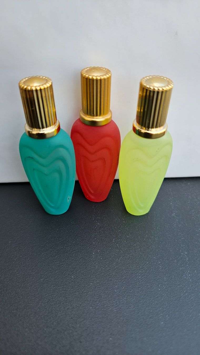 Escada Parfums & Eau de Toilette: Escada trio eaux d'été 3x4ml sans boite – Neuf (Voir description) à Romanel-sur-Lausanne par delaforet