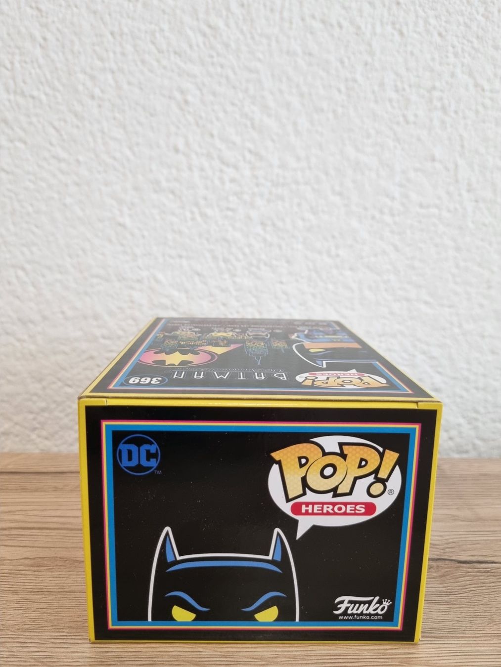 Funko Figuren: Funko Pop Batman #360 (Black Light Glow, Special Edition) – Neu und originalverpackt aus Oberdorf NW von CollectingWorld 4