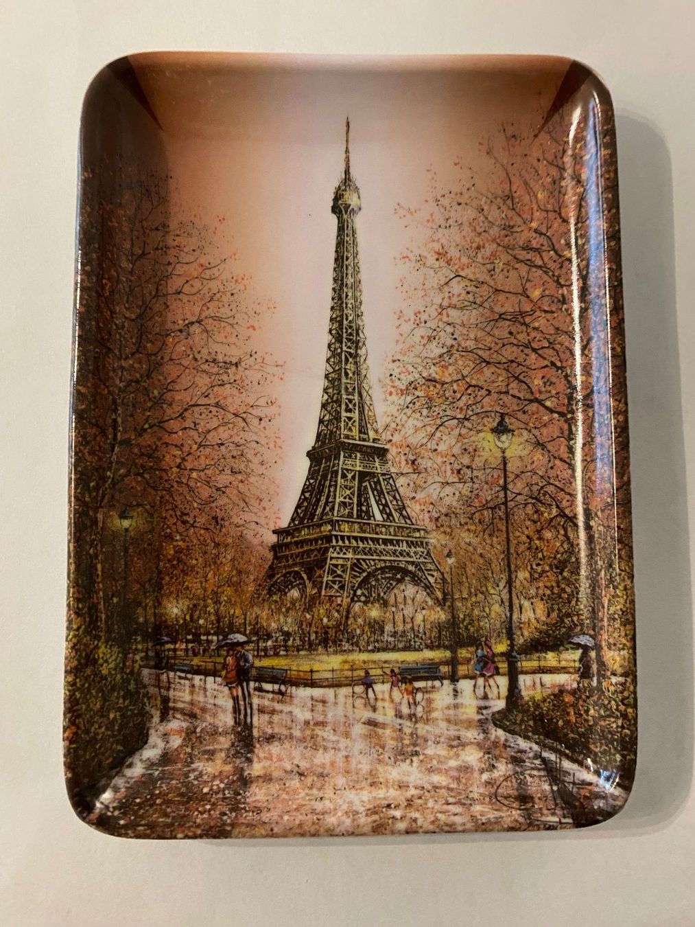 Piatti di portata: Dessart Editions Paris kleines Serviertablett, Eiffelturm – Usato da Bätterkinden venduto da Albera