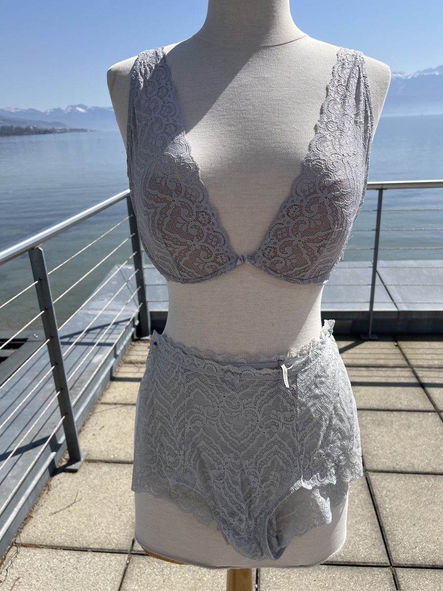 Intimissimi Altra biancheria intima: Ensemble Intimissimi gris – Usato da St-Sulpice VD venduto da Twin5