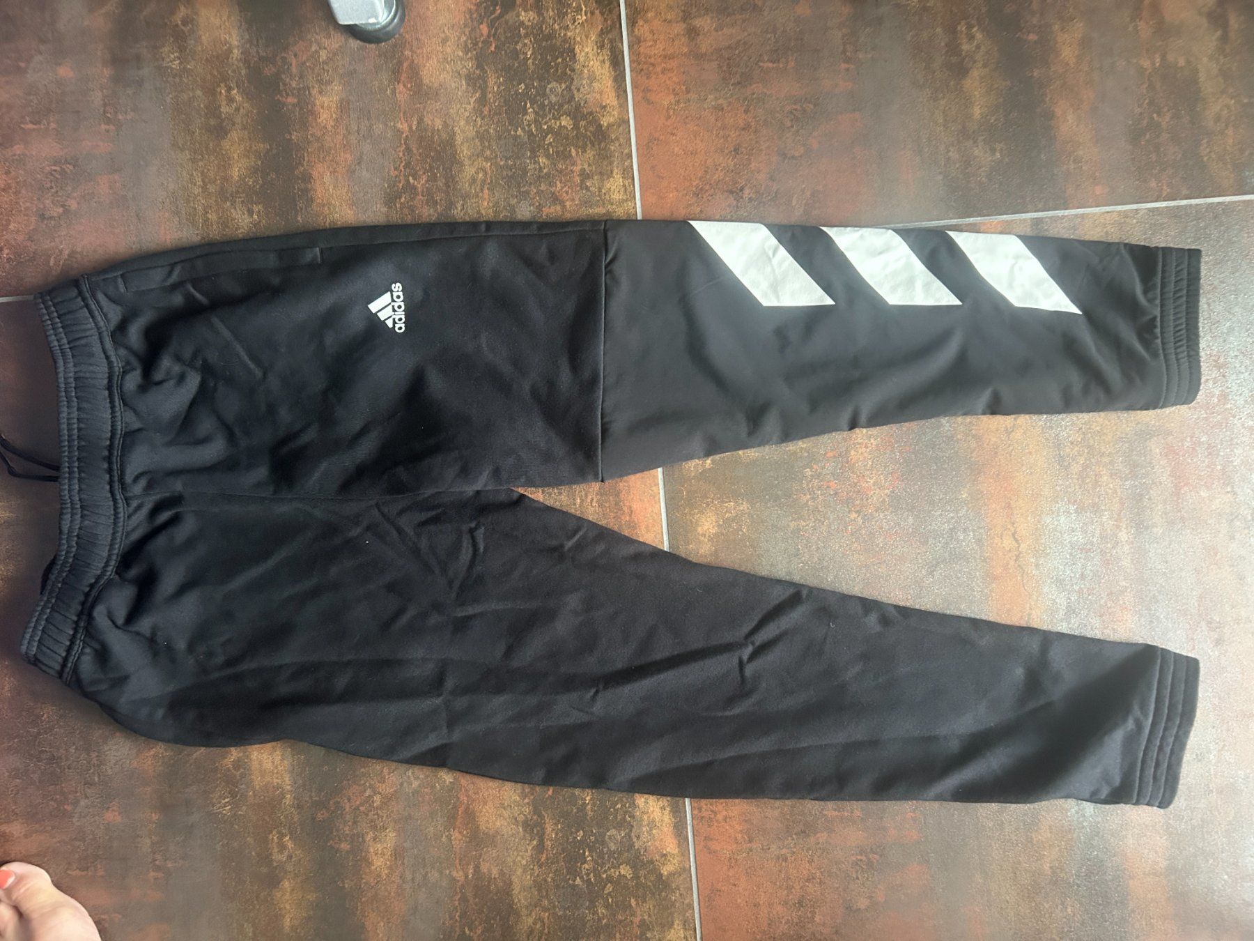 Adidas Hosen: Trainerhose adidas – Neu (gemäss Beschreibung) aus Abtwil SG von Elocin0815
