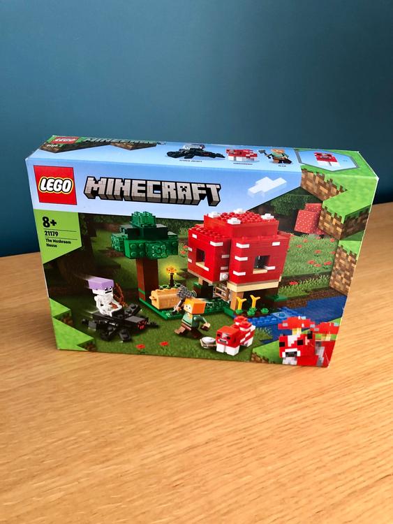 NEW Lego Minecraft The Mushroom House Set 21179