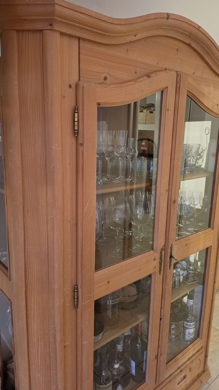 Armadi: Bauernschrank Vitrine – Usato da Rickenbach b. Wil venduto da mangopassion91 1