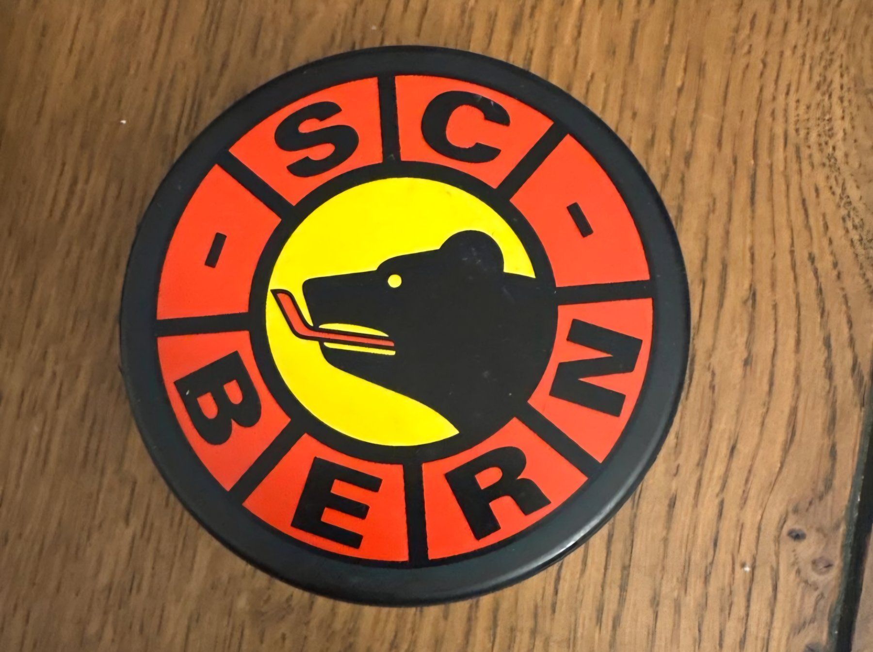 Bälle: Puck SC Bern / Original Logo – Neu (gemäss Beschreibung) aus Vogelsang AG von villa9