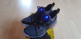 NIKE PG 2 PLAYSTATION US12,5 EU47