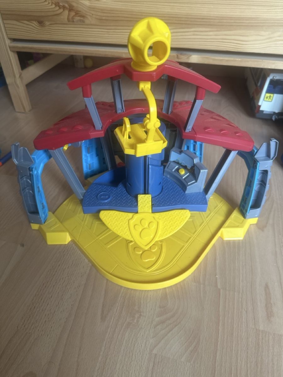 Jouets: Paw patrol tower – D'occasion à Winterthur par Mr.Caffrey 2