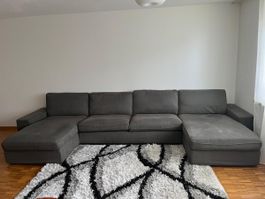 Ecksofa grau guter Zustand 410x160x40 mit dem Teppich dazu