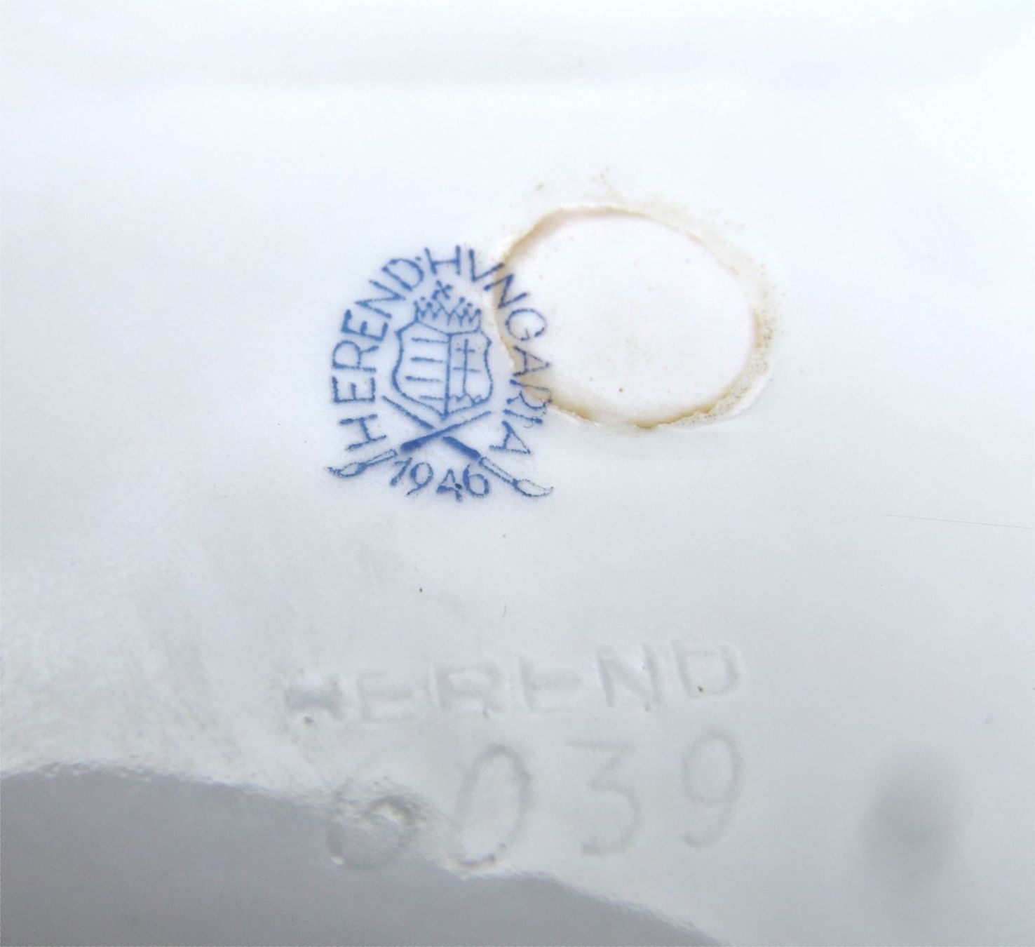 Herend Zuckerdosen: alte grosse Deckeldose Herend Ungarn Victoria – Gebraucht aus Langenthal von Antik_Huesli 5