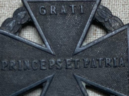 Medaglie: Austria - "Carolus Imp. et Rex." - 1916 – Usato da Sorengo venduto da 74in 3
