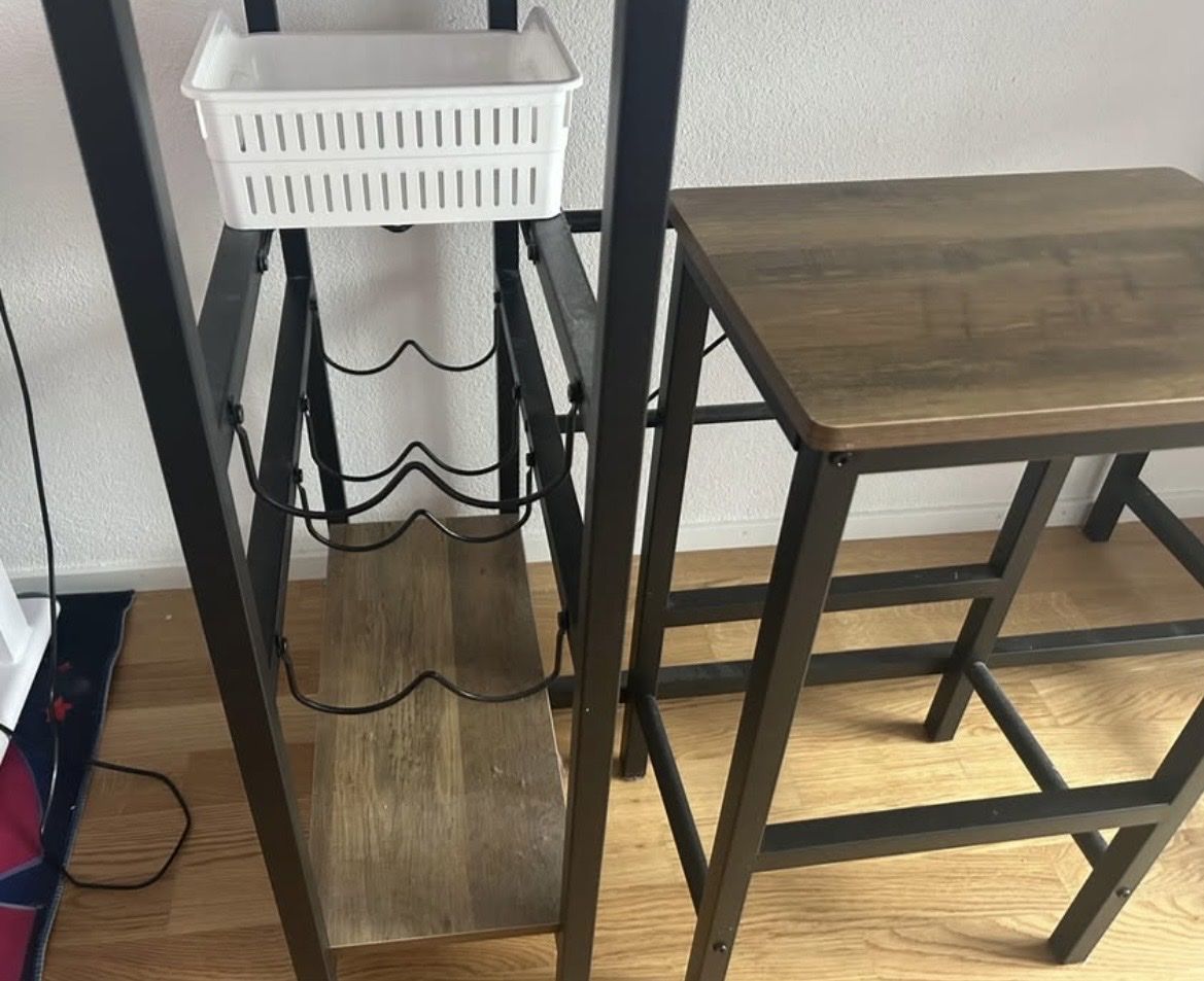 Ladenausstattungen & Messebau: Bartisch mit 2 Hocker – Neu (gemäss Beschreibung) aus Reiden von cooperfan71 2