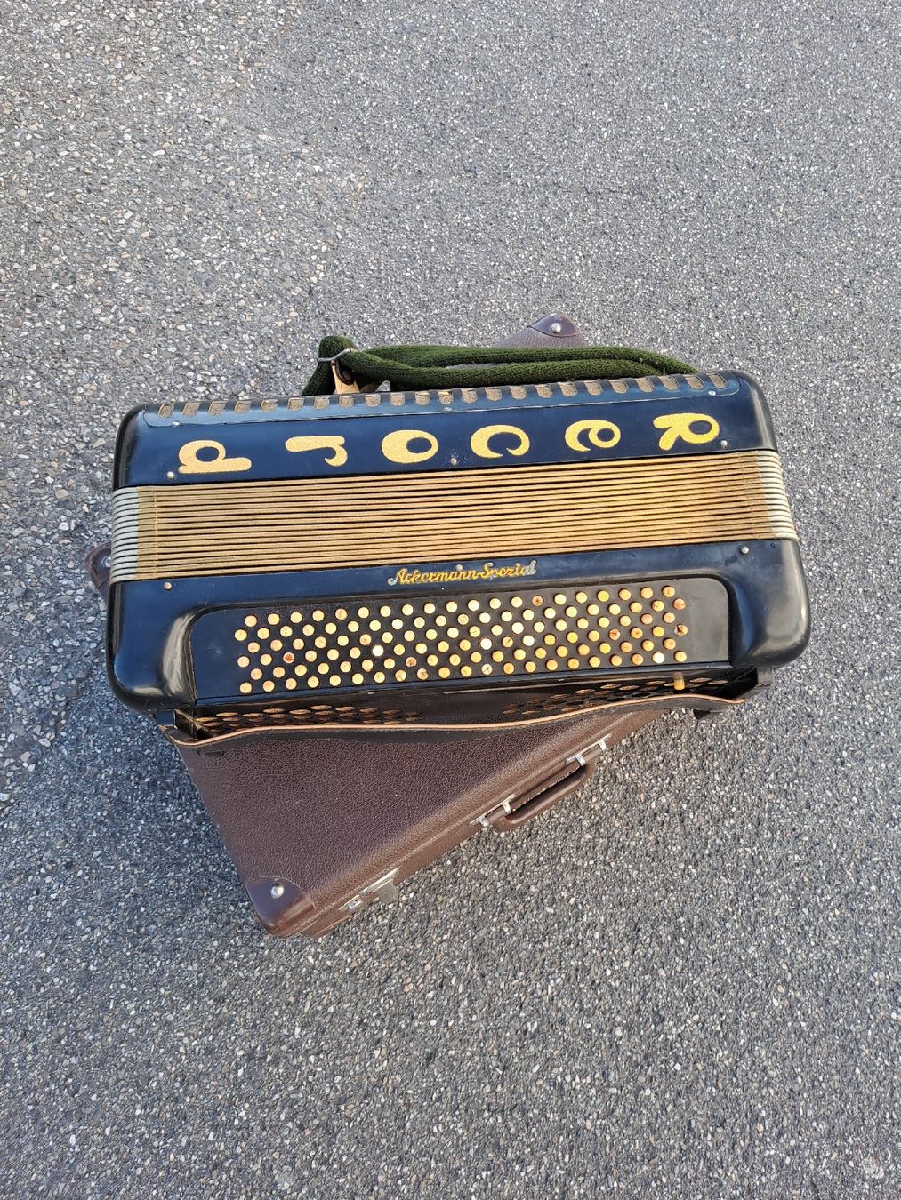 Record Strumenti musicali: CH.RECORD.  – Usato da Villeneuve venduto da BibiVintage 2