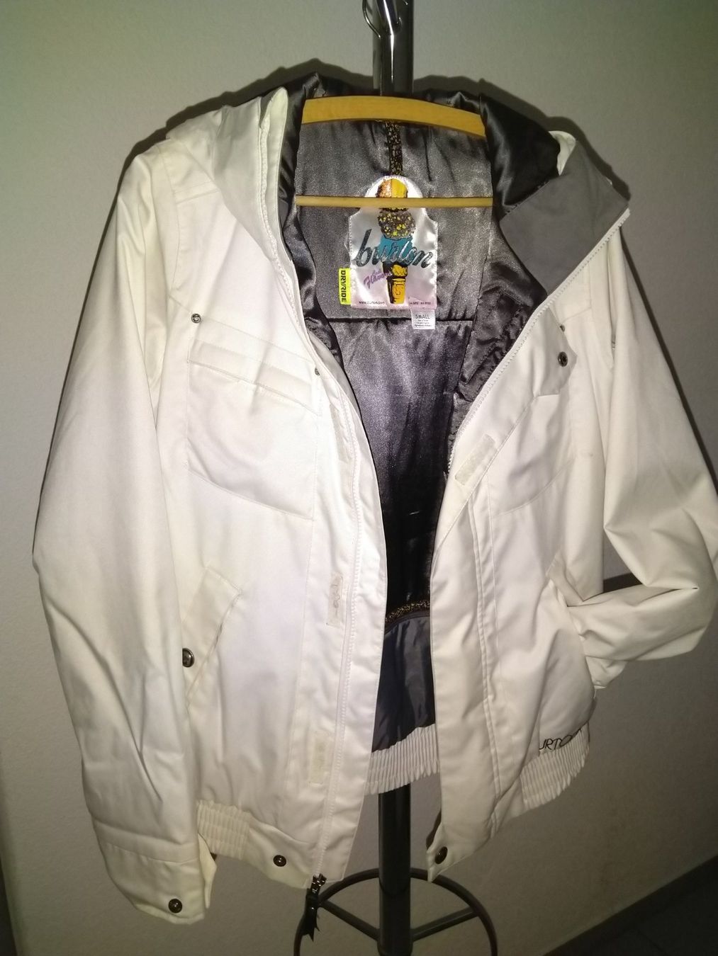 Burton Completi & Tailleur: Ski-/ Snowboard-Anzug – Usato da Rieden AG venduto da Galina11 6