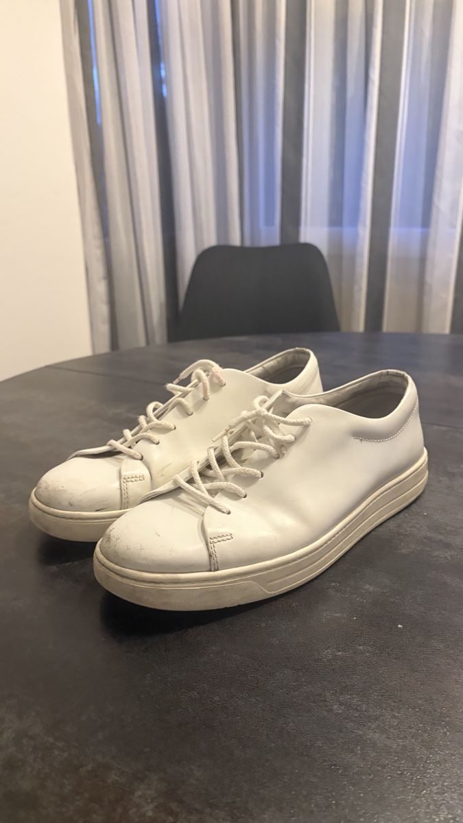 Prada Scarpe da uomo: Prada White Leather Sneakers – Usato da Zürich venduto da mat_bcg2 2