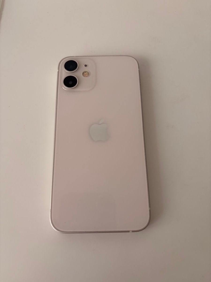 Apple Portables: IPhone 12 mini 64GB – D'occasion à Bern par lucarus1997