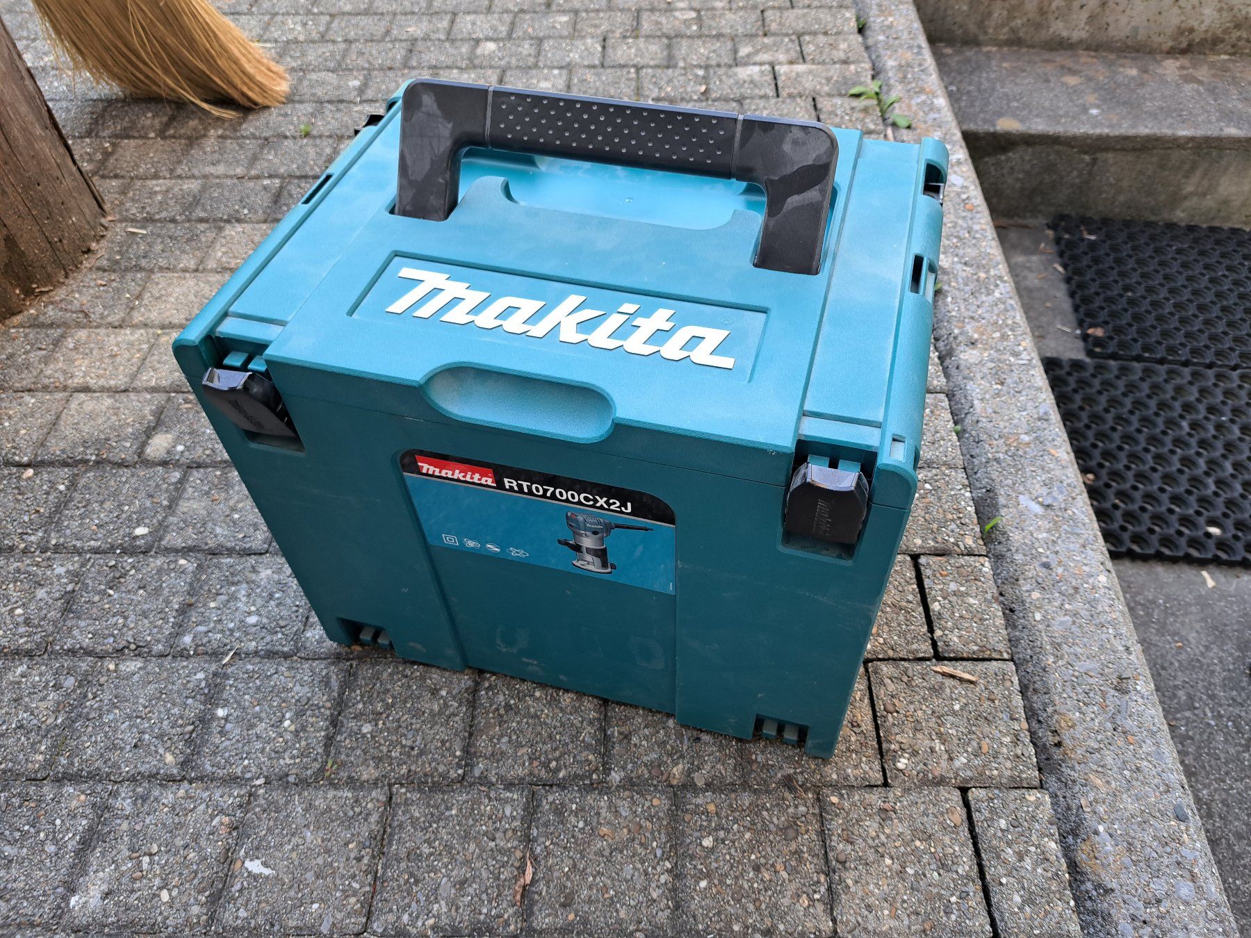 Alle Werkzeuge: Makita Makpac Systainer 2 Koffer – Gebraucht aus Matzingen von  4