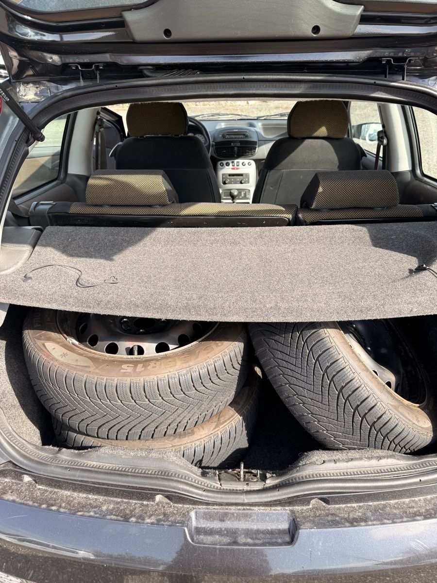 Fiat Automobili: Fiat Punto 1.4 Benzin – Usato da Höchstetten venduto da gk28 8
