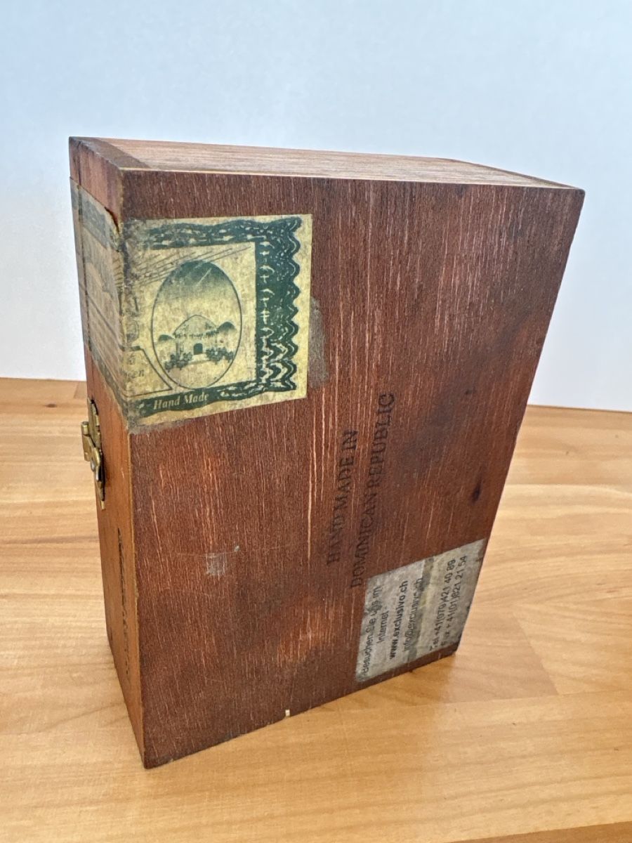 Altro in Decorazioni & Accessori: Holzdose Cigar – Usato da Rümlang venduto da euqinom16 2