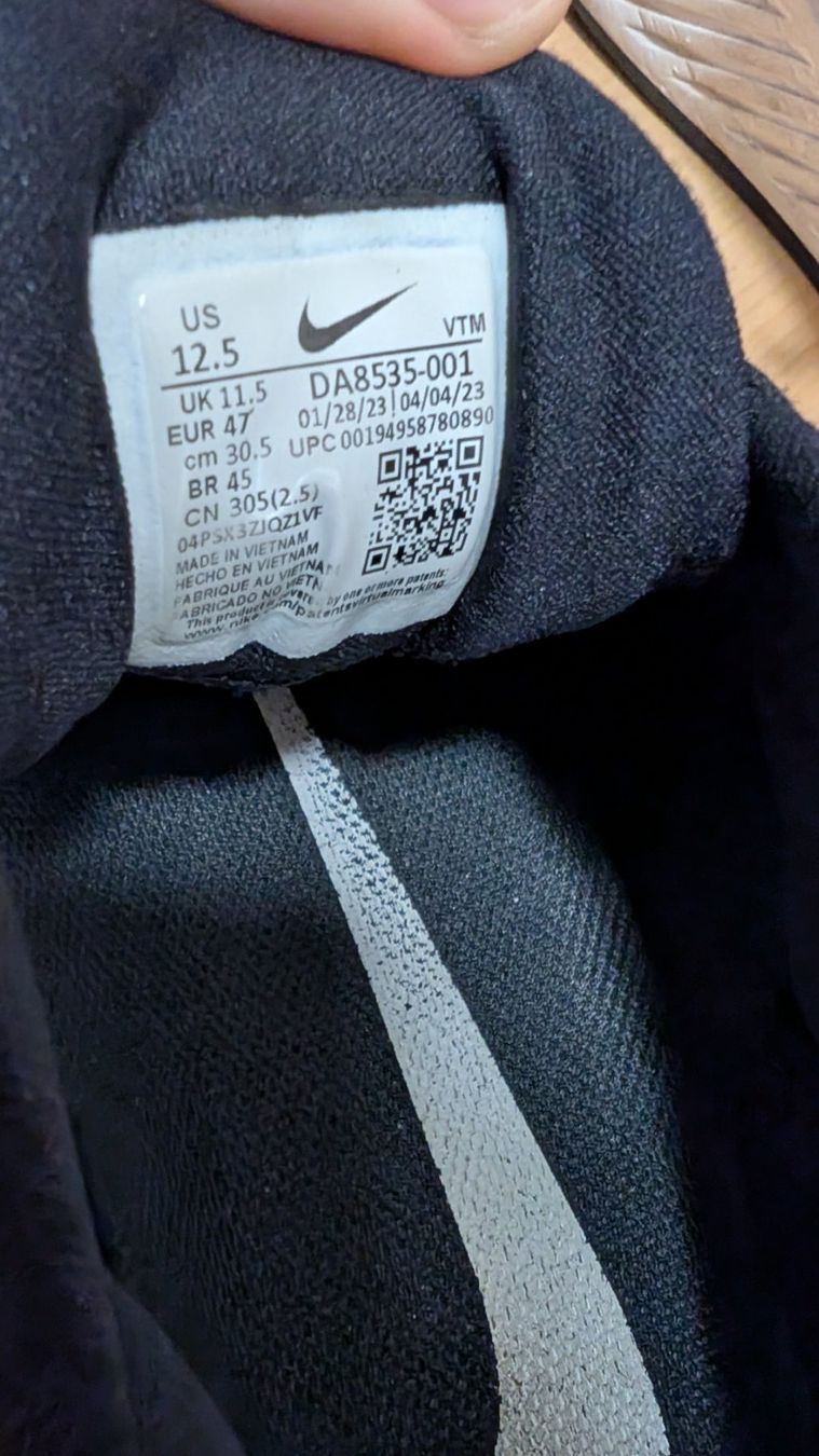 Nike Chaussures hommes: NIKE Air Zoom Structure 24 – D'occasion à Attinghausen par muenz 3