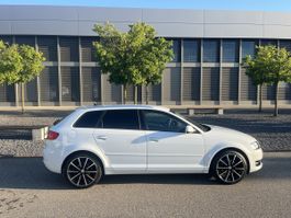 Audi A3 TFSI weiss 5-Tuerer guter Zustand