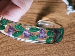 Bracciale in resina con fiori veri