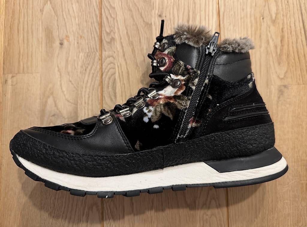 Bugatti Scarpe da donna: Winterschuhe Bugatti Damen – Usato da Kriessern venduto da c_n1 1
