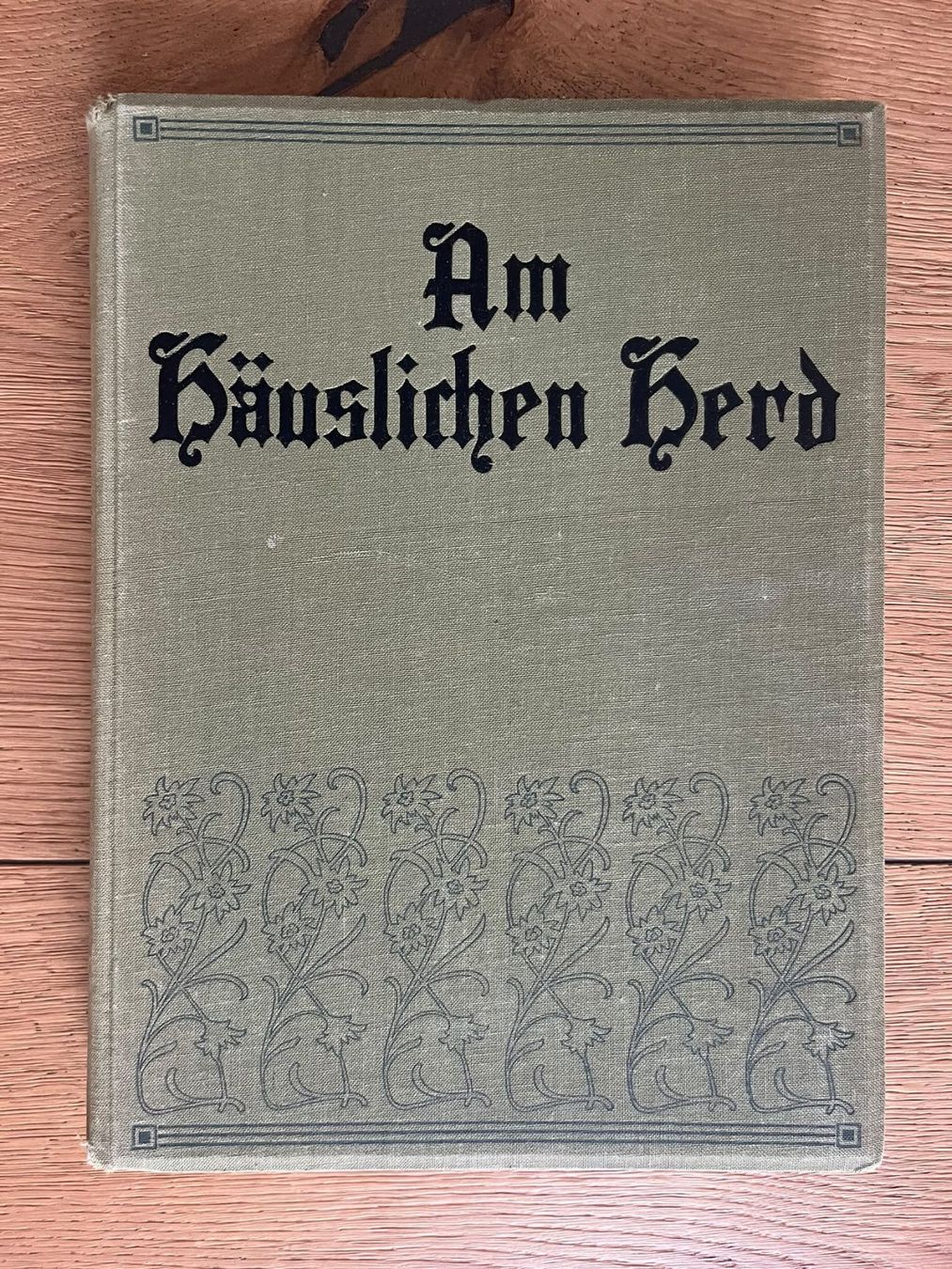 Bücher: Am häuslichen Herd – Gebraucht aus Altdorf UR von luk_2p75