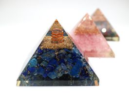 Set aus 3 Orgonit Pyramiden Lapis Rosenquarz Mischstein