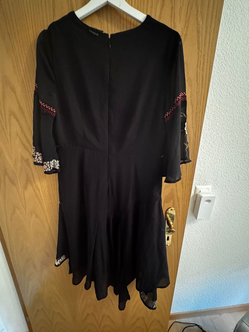 Desigual Vestiti: Desigual Kleid, Grösse 40 – Usato da Egg b. Zürich venduto da Brocki_Insel_Egg 1