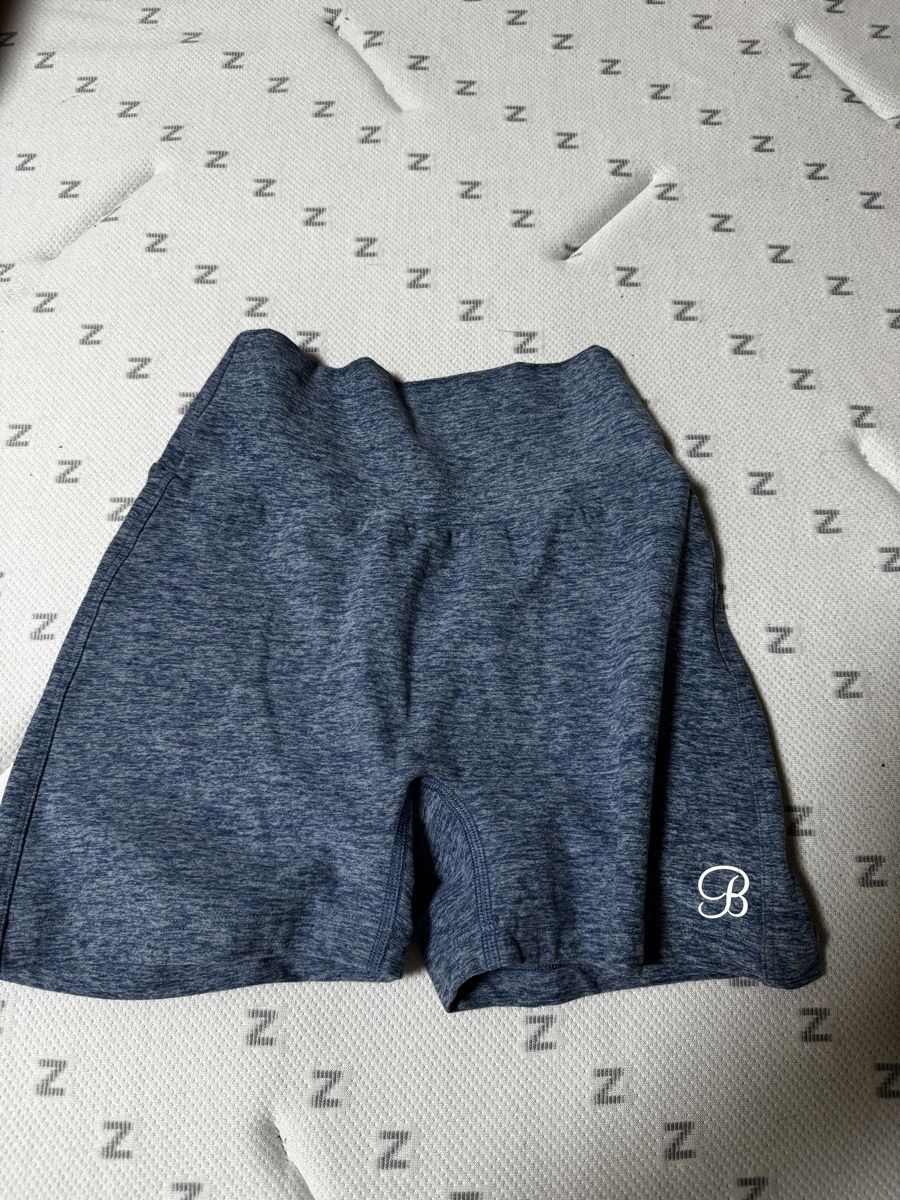 Hosen: New! Bomshell short size s – Neu (gemäss Beschreibung) aus Luzern von fiona.1013