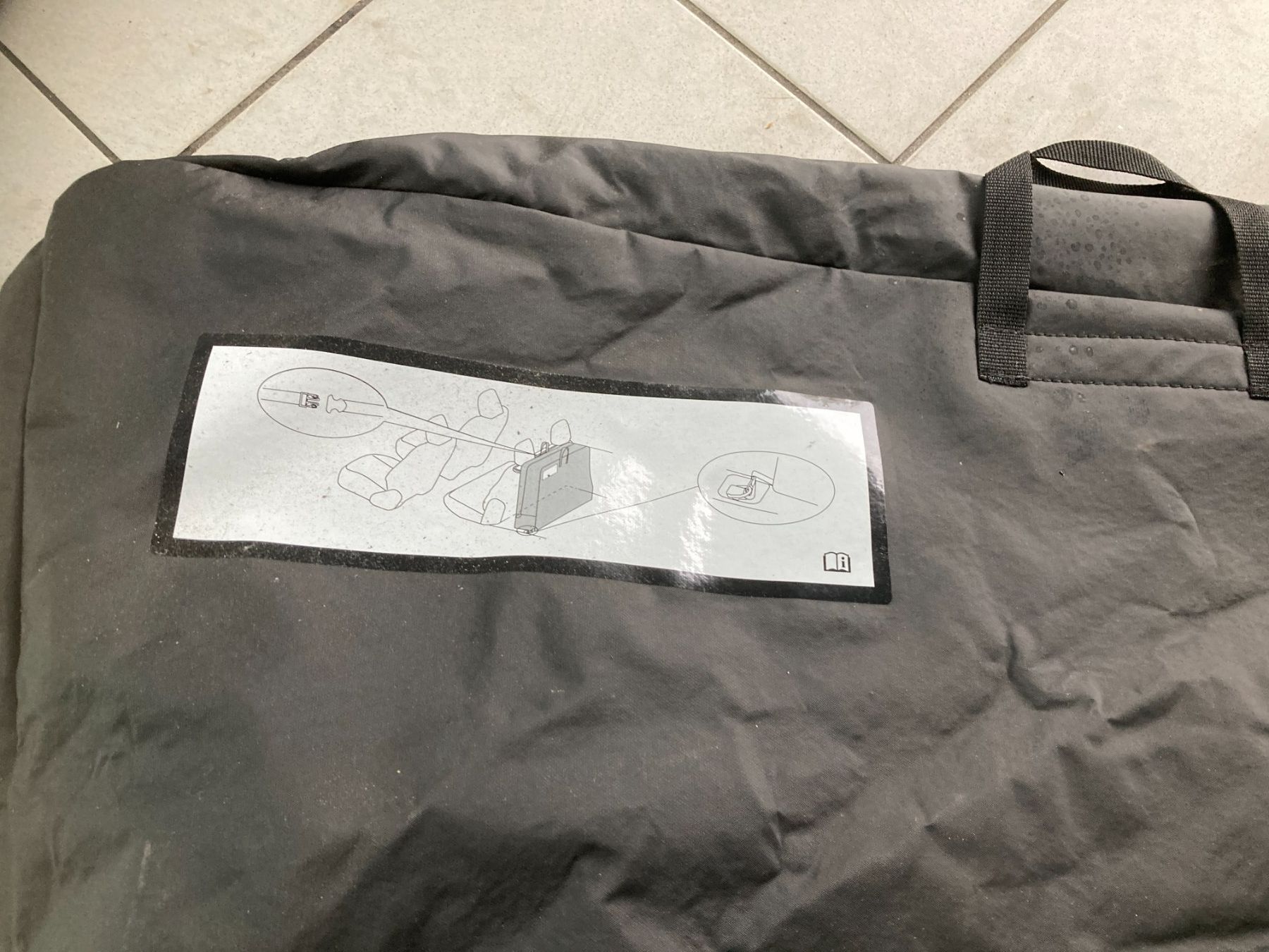 Jeep Tutti pezzi di ricambio auto: Jeep Wrangler Hardtop Tasche 68298539AB – Usato da Cham venduto da WB2223 1