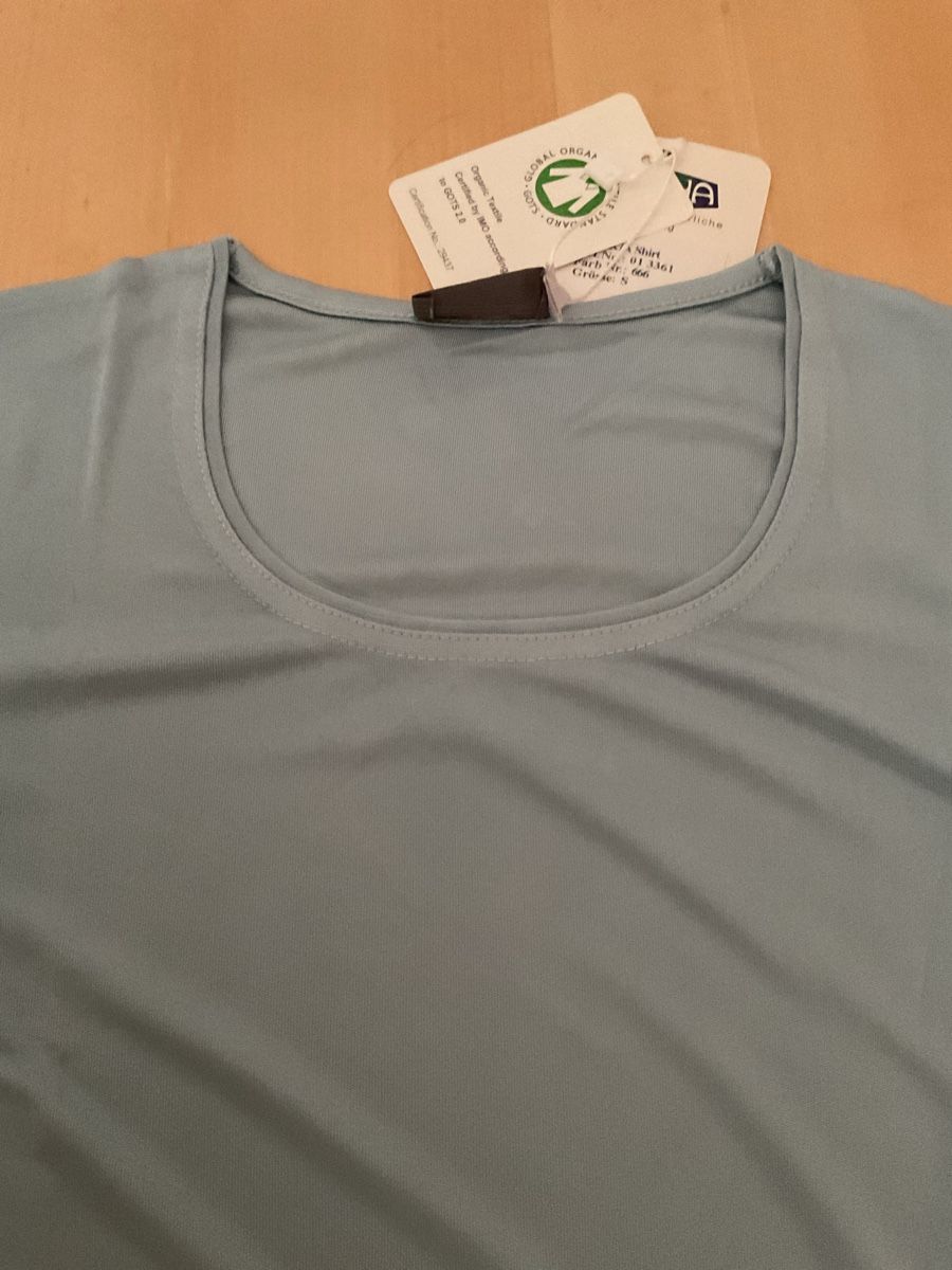 T-Shirts: Alkena Rundhals 100% Seide Tshirt S – Neu (gemäss Beschreibung) aus Wil ZH von RiccardaWegmann 4