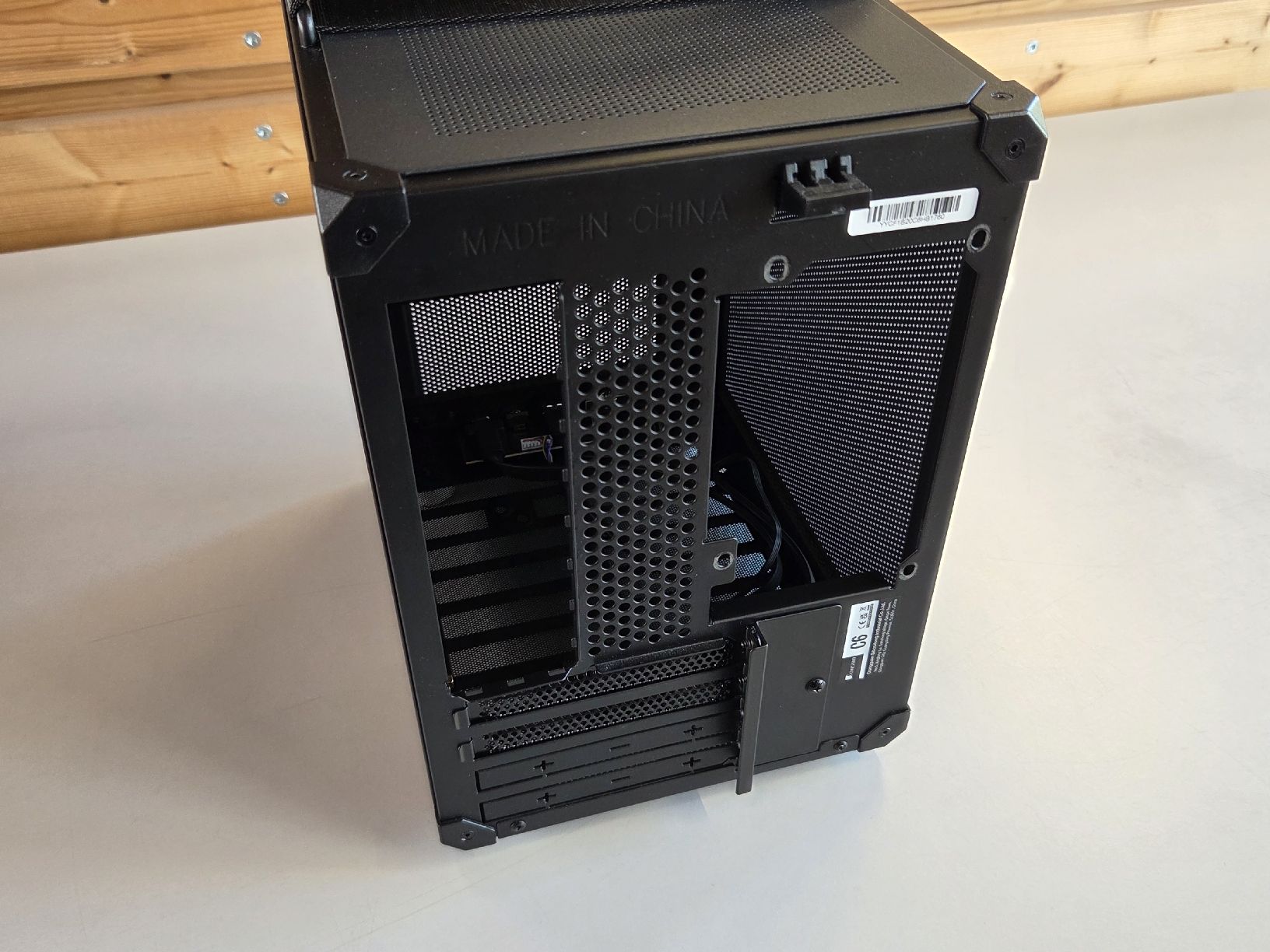 Jonsbo Custodie: Jonsbo C6 Mini Tower PC Gehäuse – Usato da Rotkreuz venduto da vabu33 1