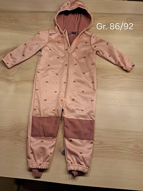 Completi: Softshell Overall /Anzug Gr. 92 – Usato da Grosswangen venduto da Drafi