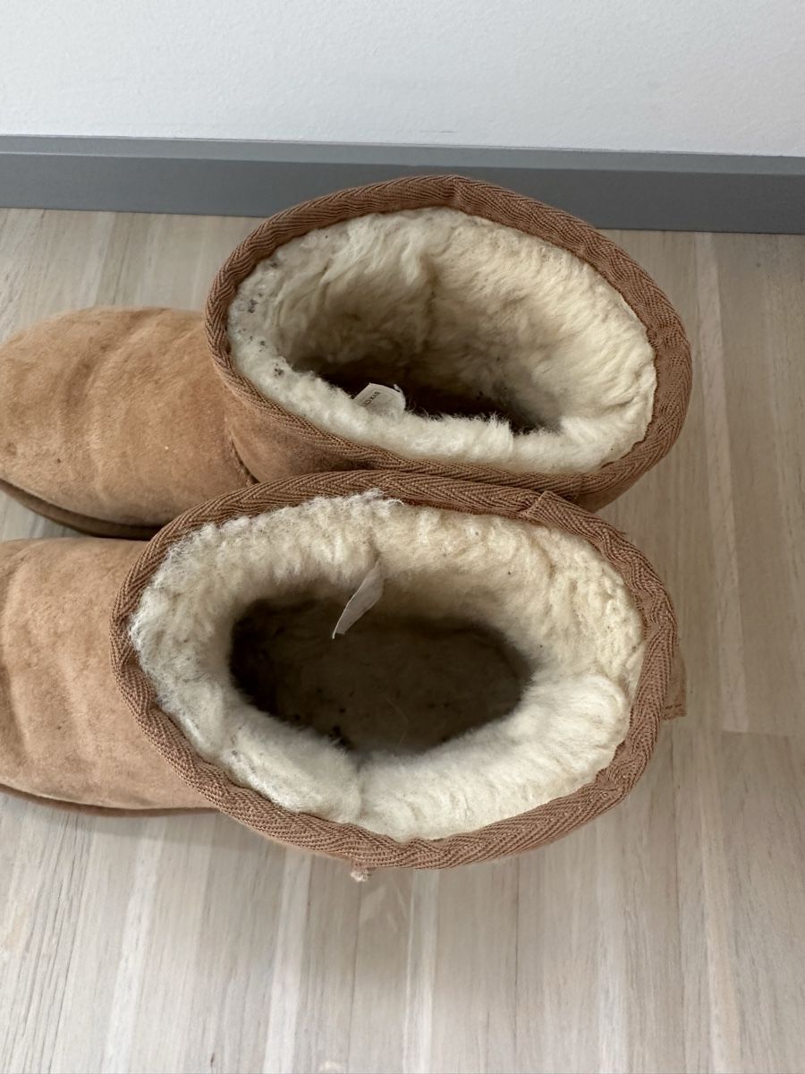 Ugg Scarpe da donna: UGG Stiefel, Boots Gr 39 – Usato da Winterthur venduto da pompowerpuff 3