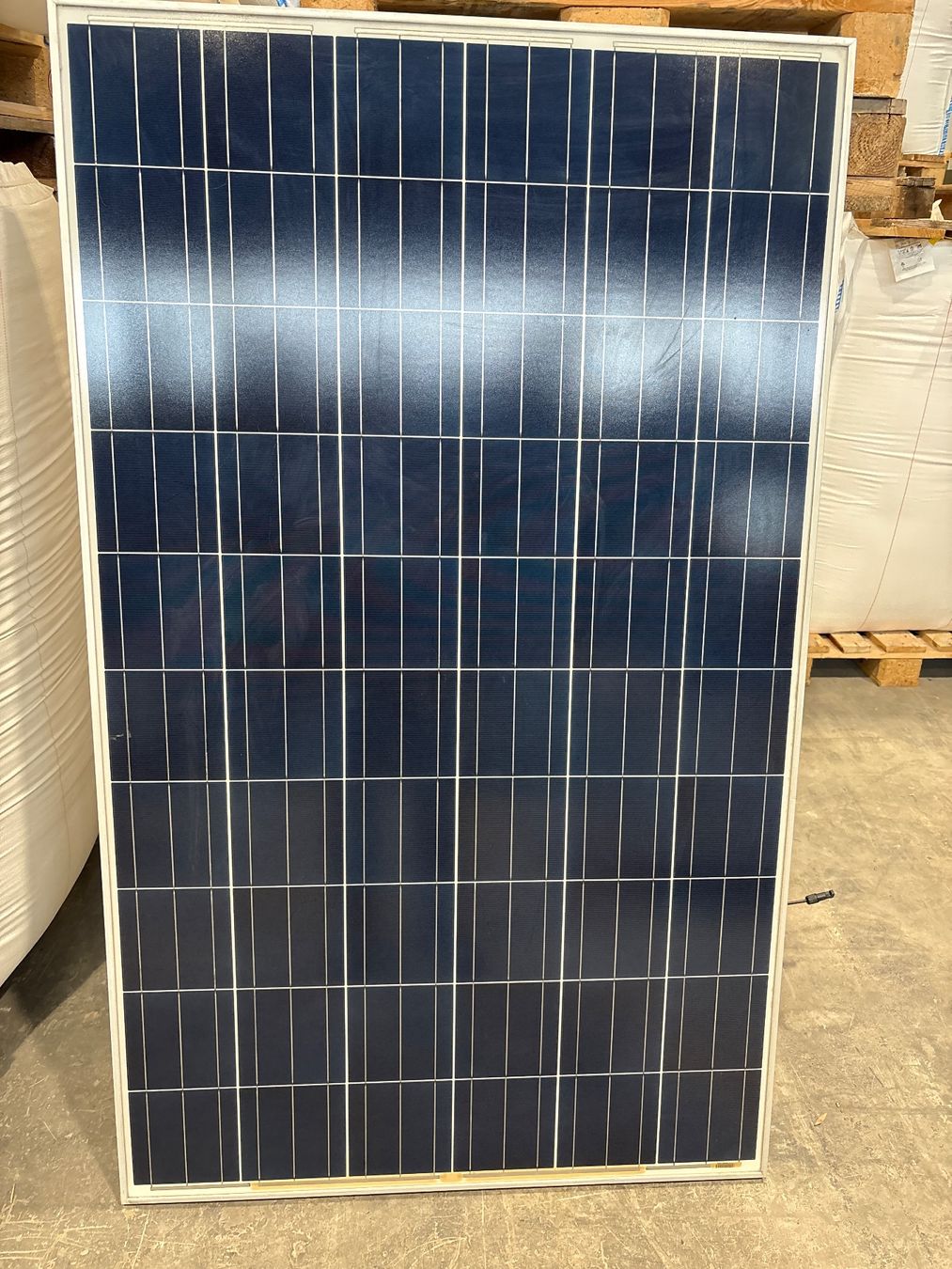 Dispositivi a energia solare: Solarpanel PVA 6221 Rickenbach – Usato da Emmenbrücke venduto da Plan-C-Liquidationen