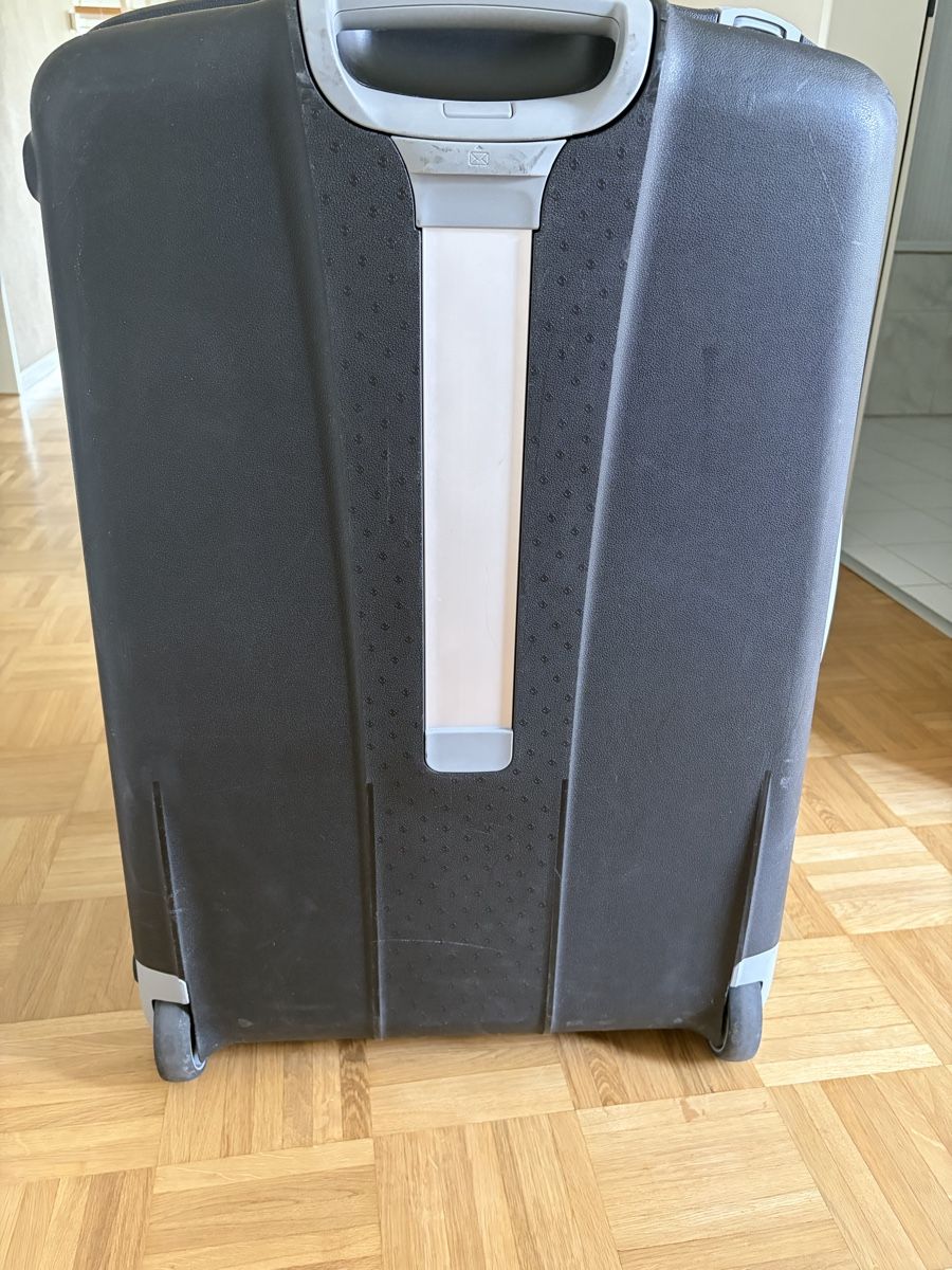 Samsonite Valises de voyage: Samsonite Hartschalenkoffer – D'occasion à Zürich par nepaprocella 4