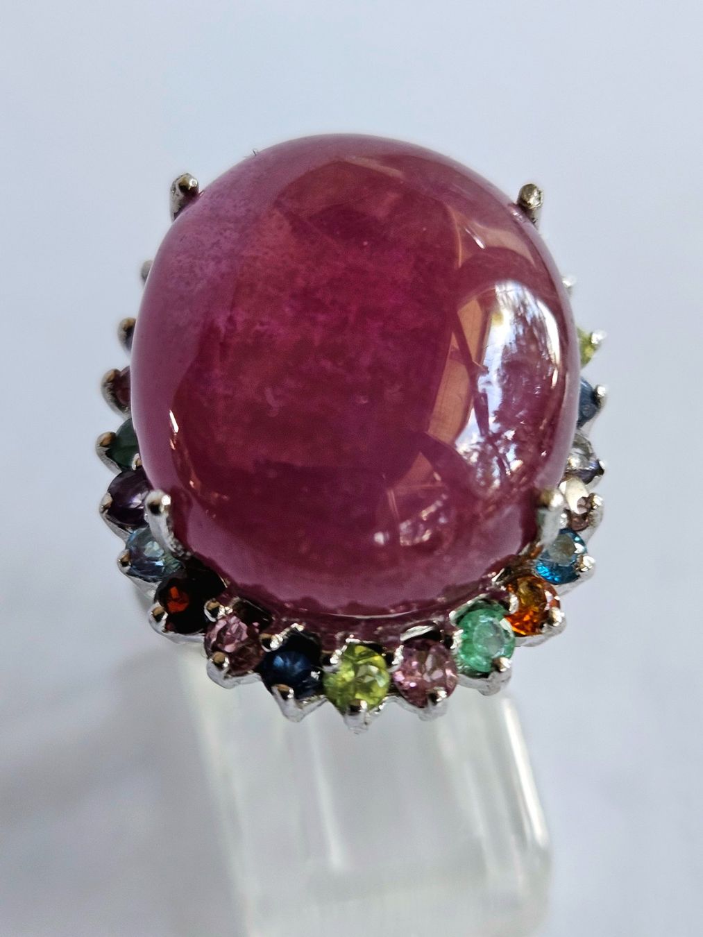 Anelli: Ring mit grossem Rubin edelsteinumrandet Grösse 56 – Nuovo (secondo la descrizione) da Zürich venduto da benedikt12 8