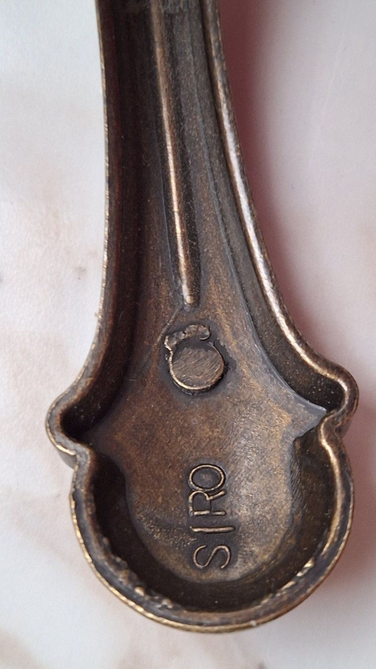 Eisenwaren: 2 Wandhaken ,Metall – Gebraucht aus Dornach von majo8689 3