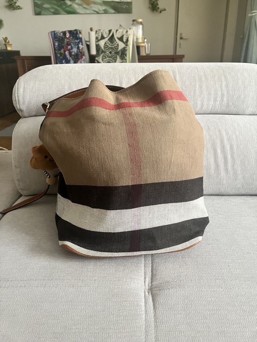 Burberry Borse da donna: Burberry Hobo style bucket bag – Usato da Niederlenz venduto da luxe_1968 1