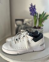 ON CLOUD THE ROGER SNEAKERS
