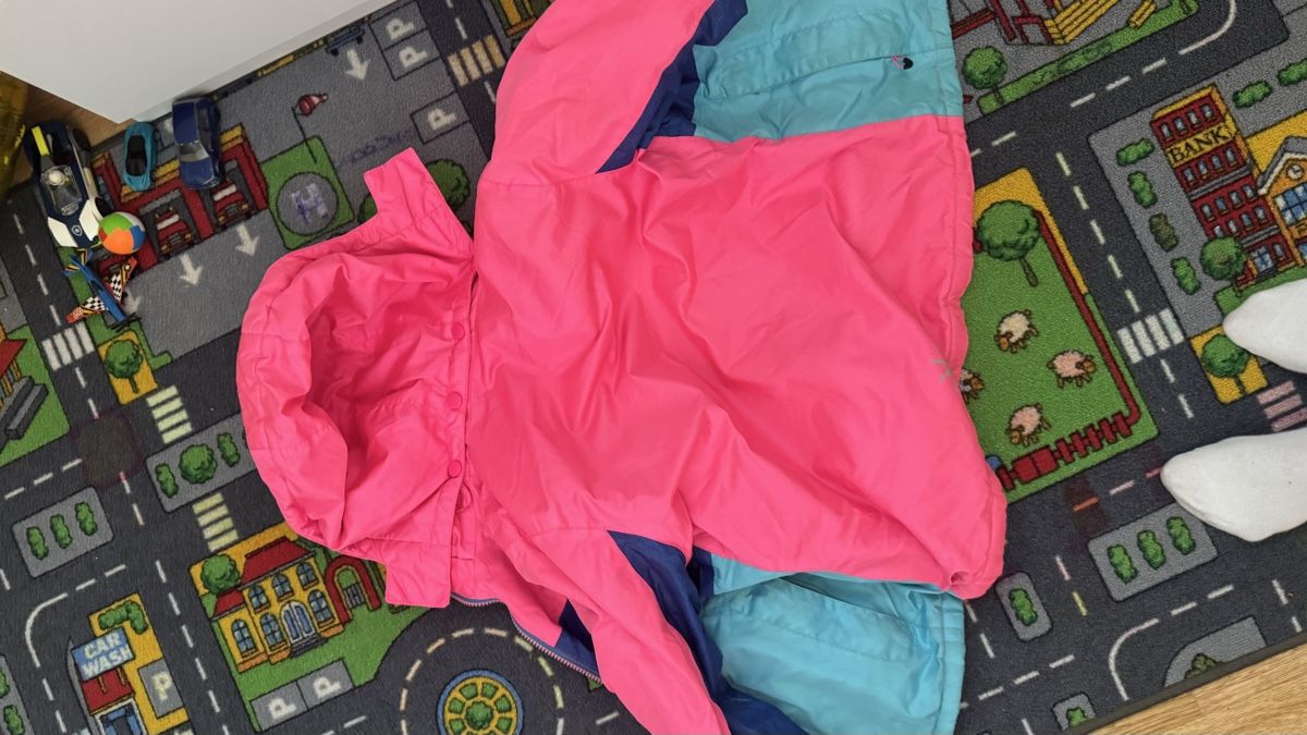 C&A Jacken & Mäntel: Skijacke Mädchen C&A 134 – Gebraucht aus Spreitenbach von padobranac86 2
